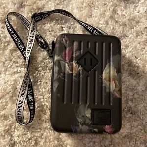 Herschel mini hard case